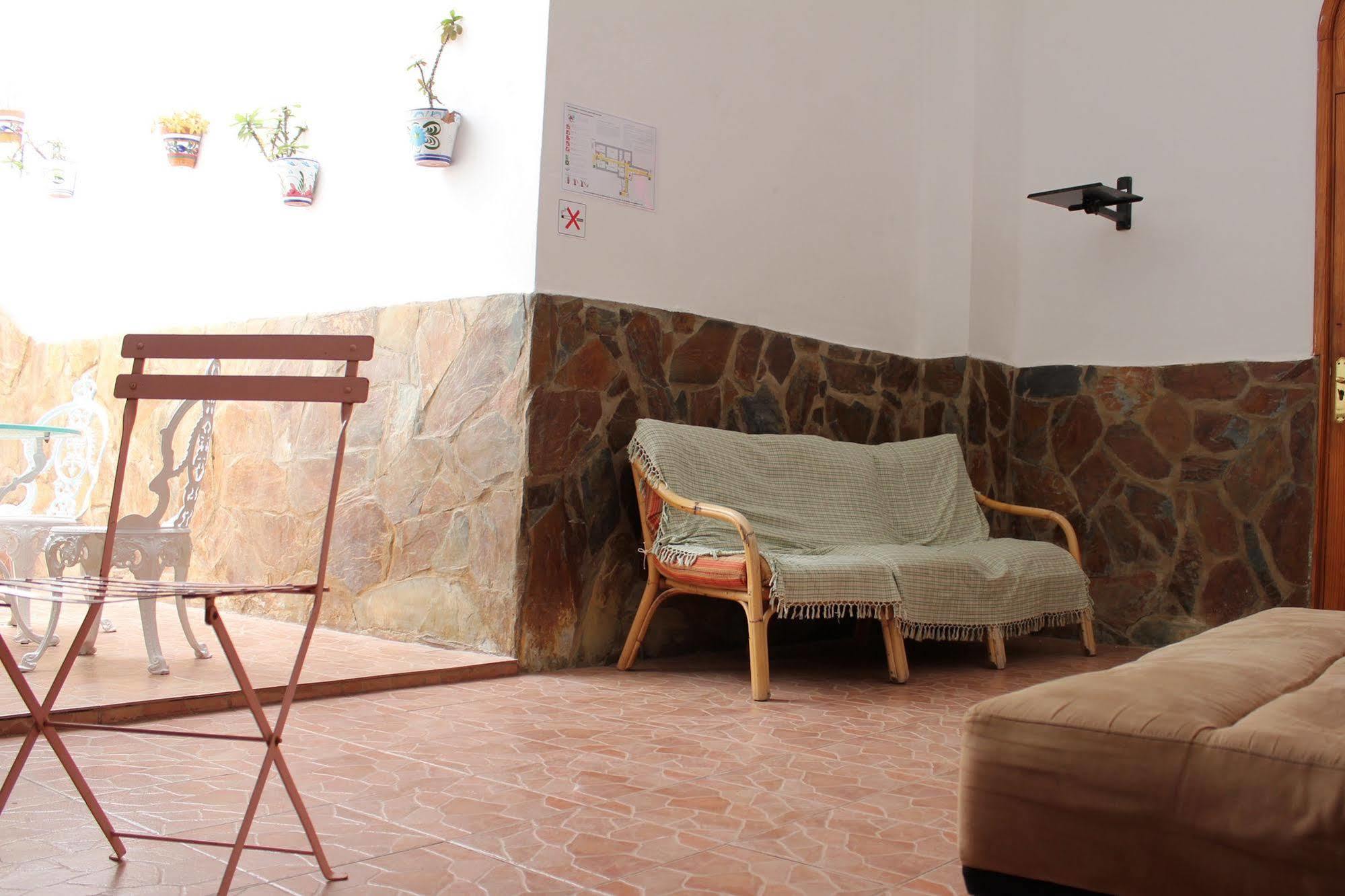 La Papaya - Eco - Yoga - Hiking - Hostel 阿格特 外观 照片